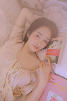 漂亮的女邻居2